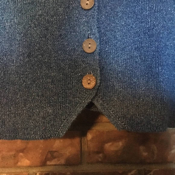 ✨VINTAGE GAP MOCK DENIM TANK TOP✨ - Picture 4 of 4